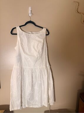 White Embroidered Sleeveless Dress
